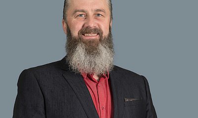 Portrait_02.jpg